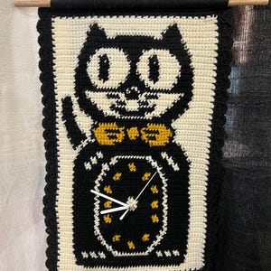 Vintage Kitty Cat Clock Tapestry Crochet Pattern / Wall Hanging
