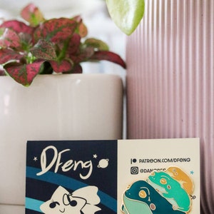 Roun Frens Frog Stack Hard Enamel Pin RESTOCK Three Dumpy Tree Frogs ...