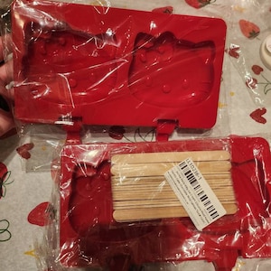 Alexis added a photo of their purchase