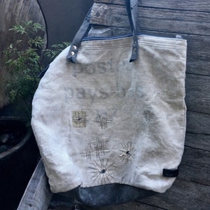 Buyer photo lizblackman, who reviewed this item with the Etsy app for iPhone.