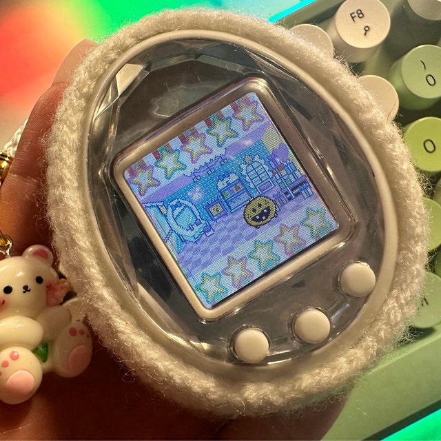【新品・未開封】たまごっち iD L シルバー｜希少カラー｜コレクター必見 希少カラー たまごっちID ブルーシルバー - メルカリ