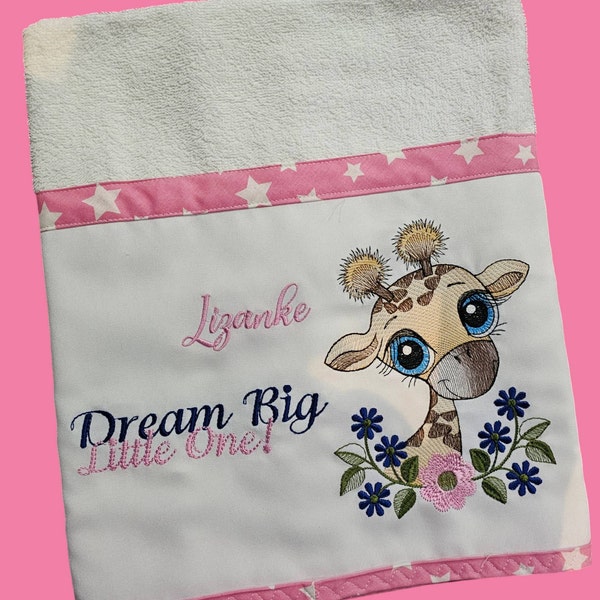 Broderie Terminée Encadrée - Design Magnolia Par Véronique Enginger - 11 X 11 Pouces - Art Mural Fait Main
