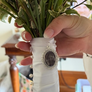 Victoria added a photo of their purchase
