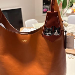 Custom Hand-Painted Pet Portrait Leather Bag Charm, Personalized Keychain, Dog/Cat Memorial, Luggage Tag