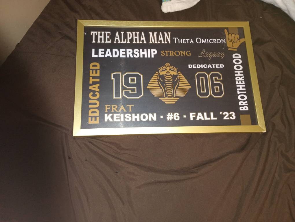 Personalisierte Wandkunst im Alpha Phi Alpha-Stil | Grenzüberschreitung | 1906 | Geschenke für Studentenverbindungen | Männerhöhle | Abschlussgeschenke von Alpha Man.