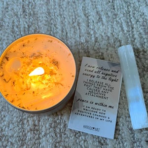 LESLIE added a photo of their purchase