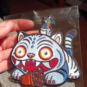 Samantha added a photo of their purchase