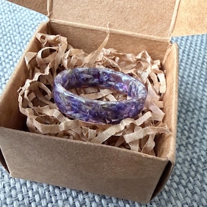 Loes added a photo of their purchase