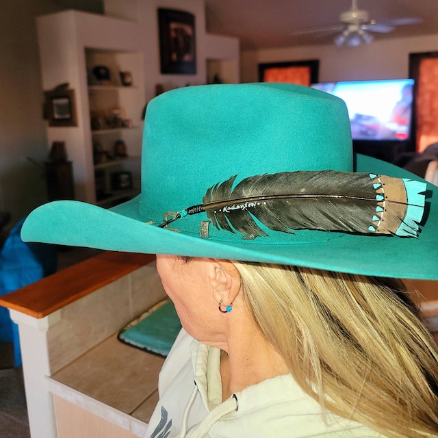 Feather Saver, Hat Feather Tie, Custom Painted Leather Concho Feather Saver, Western Retro Hat Accessories, Art, Attach Feather to Hat