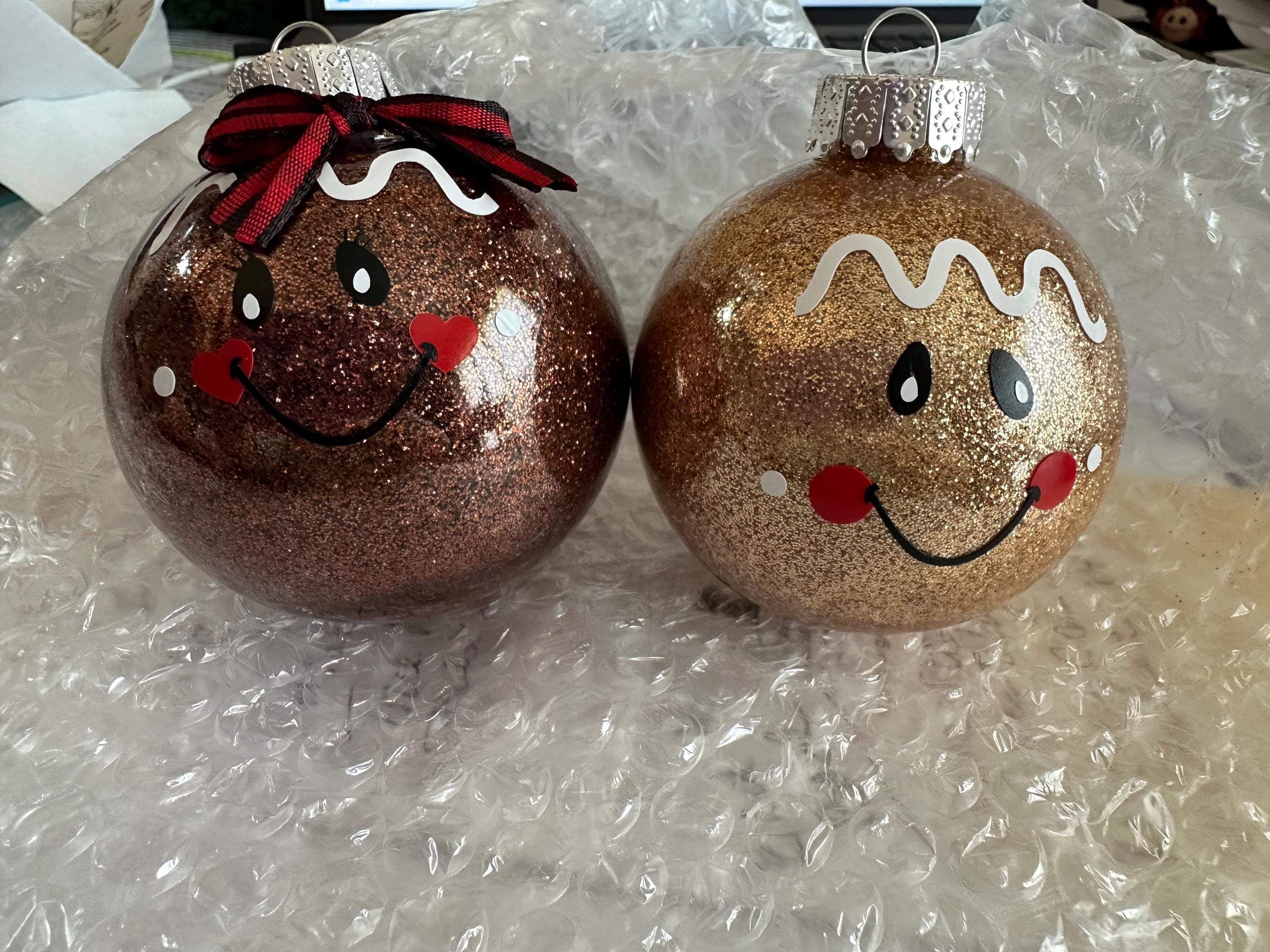 Gingerbread Man and Woman Christmas Ornaments