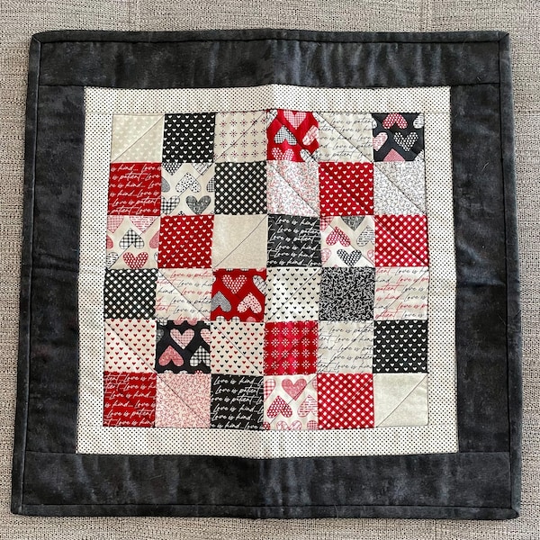 Kitty Quilted Table Runner, Kitty Quilted Wall Hanging, Cats and Hearts ...