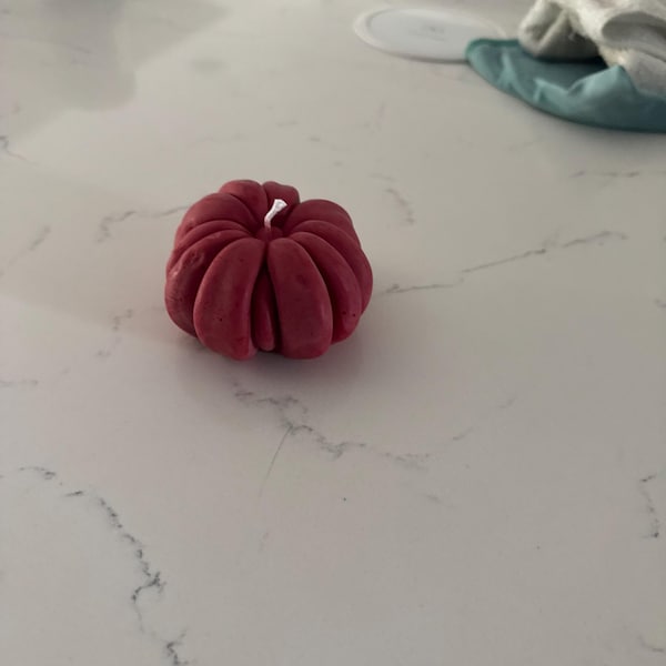 Heirloom Tomato Candle - Red main image 1