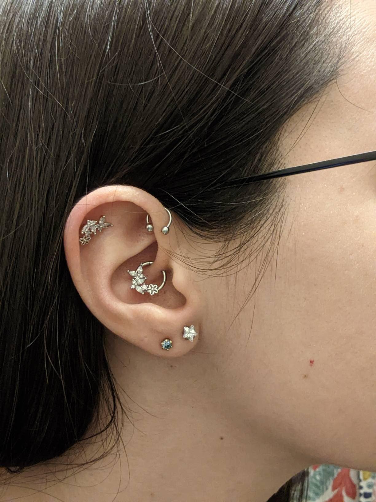 Butterfly Crawler Earring, Titanium Post Barbell Earring, Labret Earring, Curved Barbell Earring, Helix Piercing, Conch Piercing, Tragus