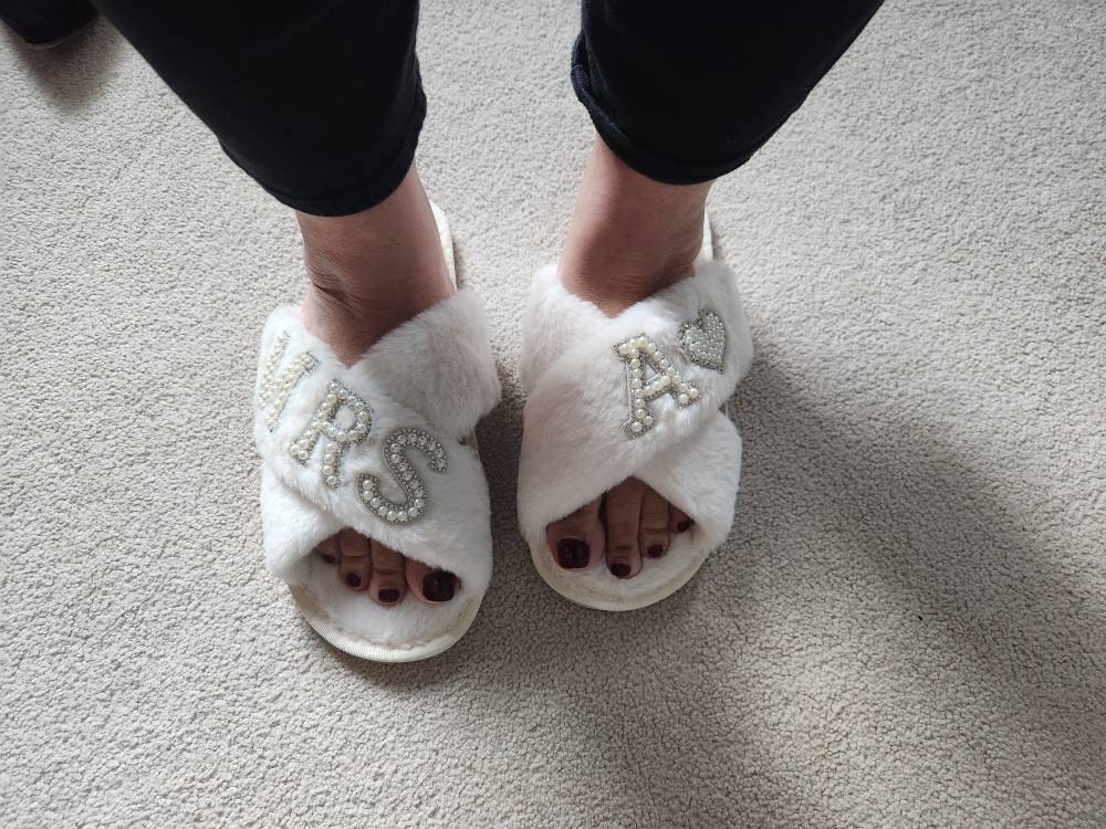 Bridal Mrs Wedding slippers, Custom Mrs Fluffy Slippers with pearls letters, Bridal Shower Gifts, Gifts For Her, Bridal Slippers, Slippers