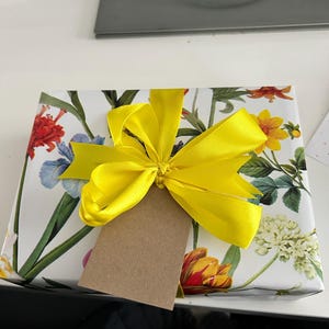 Jane hat ein Foto des gekauften Artikels hinzugefügt