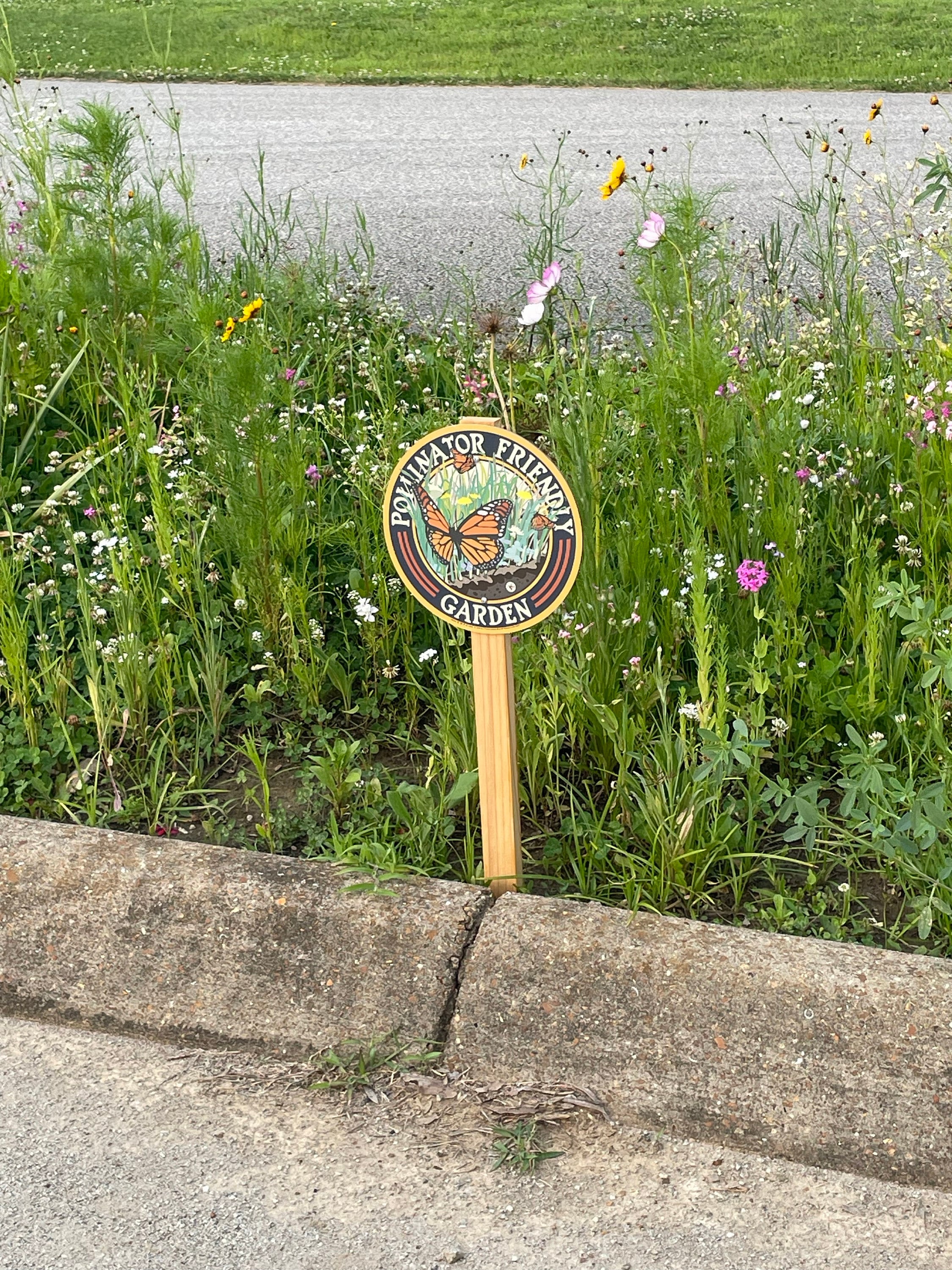 Butterfly Pollinator Friendly - Garden Sign