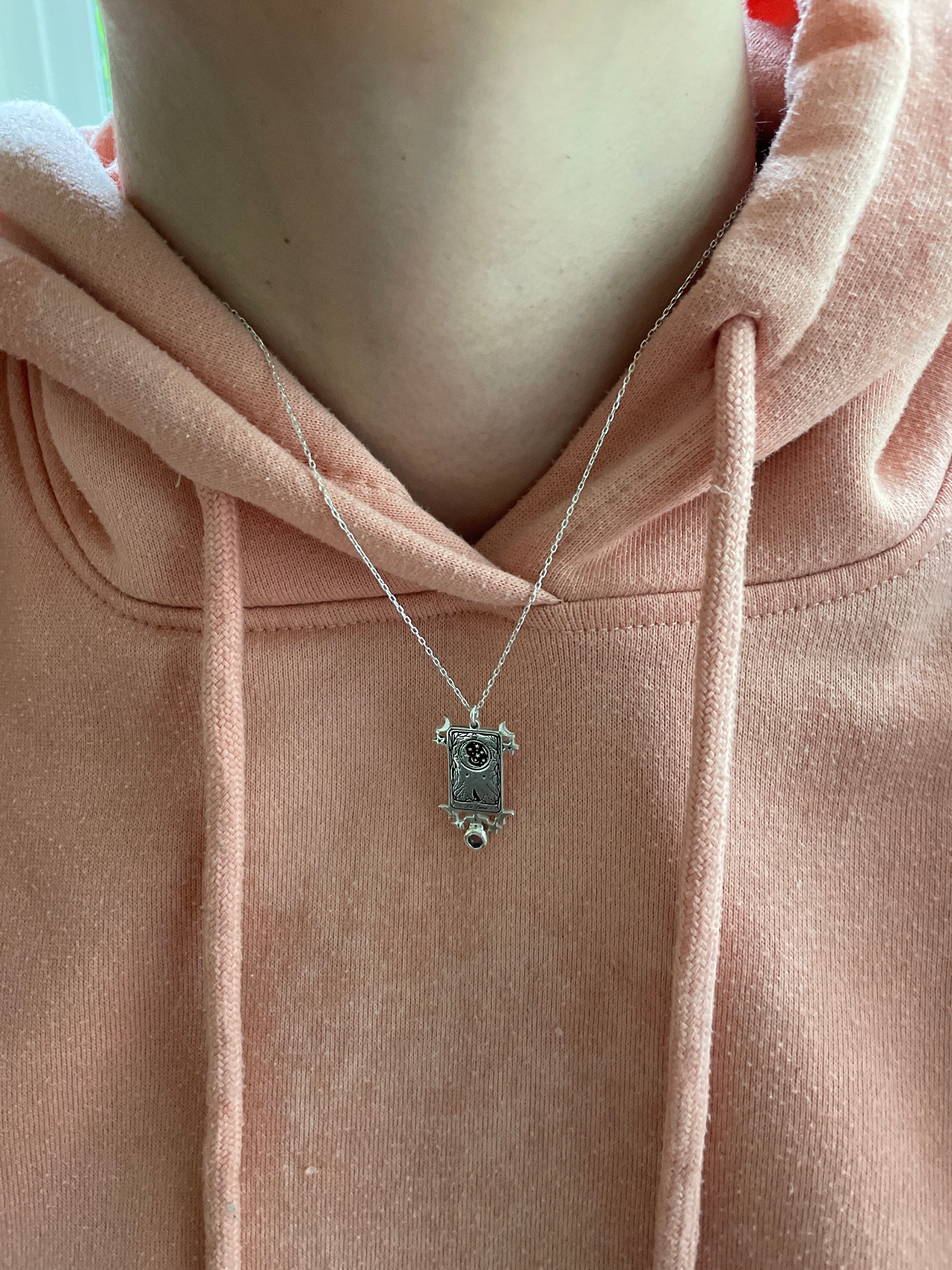 Tiny La luna ( Linerworks design) with amethyst stone 925 silver necklace