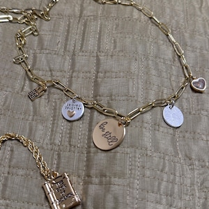 Ashlie added a photo of their purchase