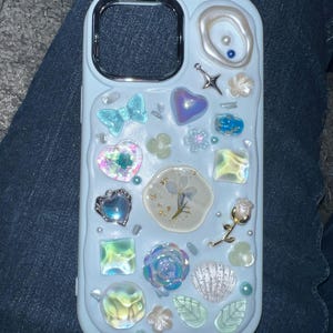 Alyssa added a photo of their purchase