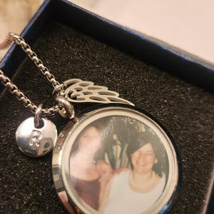 Donna ha aggiunto una foto del proprio acquisto