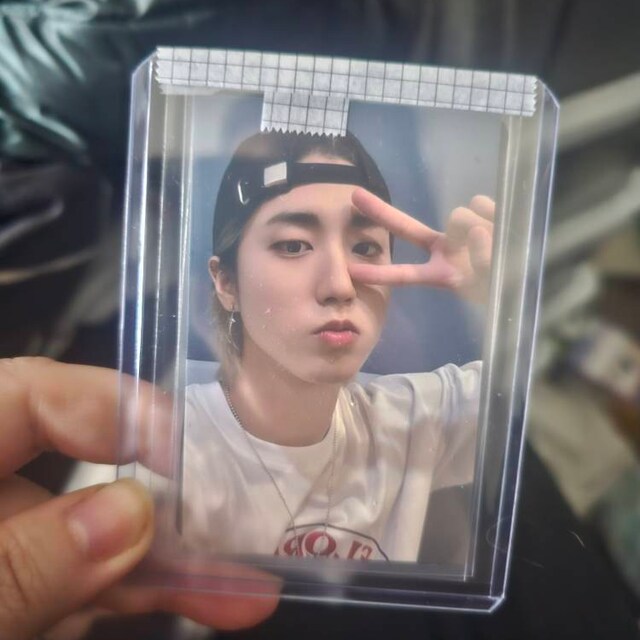 Stray Kids [official] Hyunjin Photocard Maxident Yellow Wood