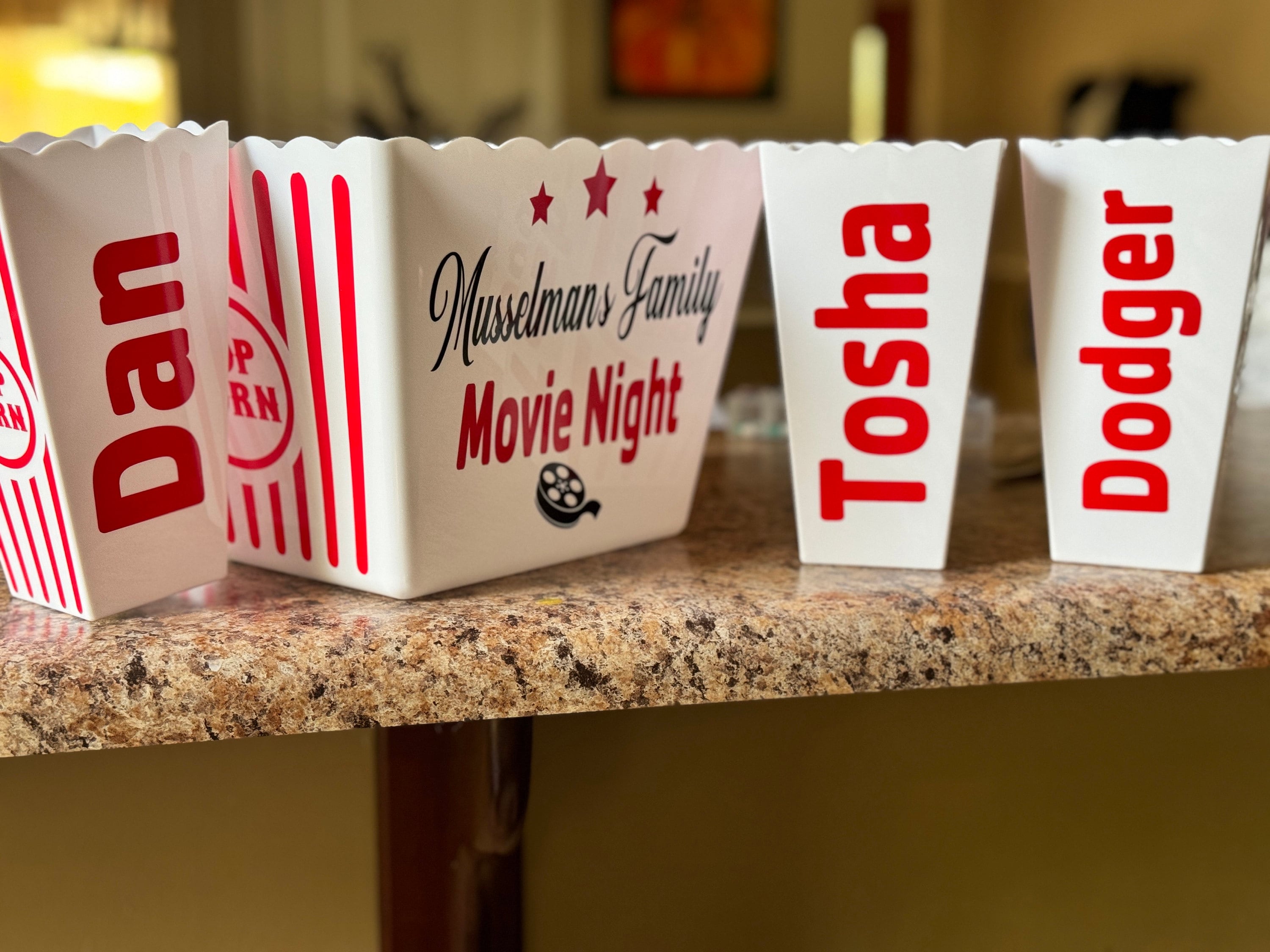 Personalized Popcorn Set /Personalized Popcorn Tub/ Party Favors, Family Gifts, Party Favors Popcorn. Gift Basket