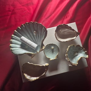 Lali added a photo of their purchase