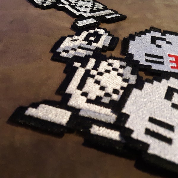 8 Bit Boo - Shiny Metallic Embroidery Iron on Patch. Super Mario Bros ...