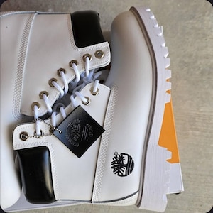 Timberland boots custom made men's Waterproofs gold and white/ pink stylish