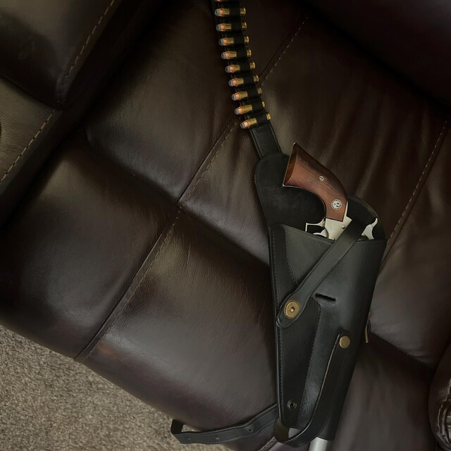 Western style belt & holster with Smith & Wesson models
