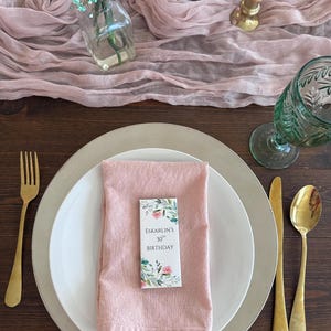 Eskarlin added a photo of their purchase