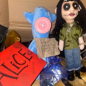 Alice added a photo of their purchase