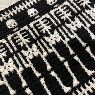 Bonez Mosaic Crochet Skeleton Pattern Chart by Sixel Design - Etsy