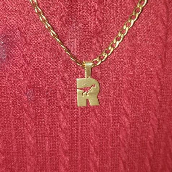 MEDIUM LOVE SCRIPT NECKLAC