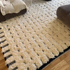 Lisen added a photo of their purchase