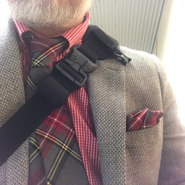 Traditional Light Grey & Red Tartan Neck Tie - Premium Soft Fabric, 7cm Wide, 148cm Long