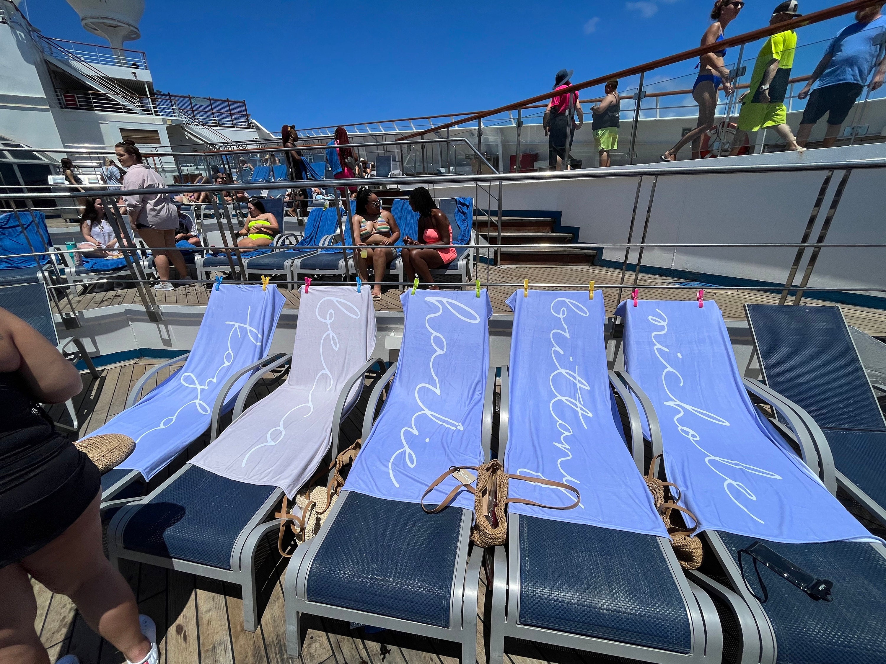 Personalized Beach Towel Personalized Name Bath Towel Custom Pool Towel Beach Towel With Name Outside Birthday Vacation Gift picnic towel