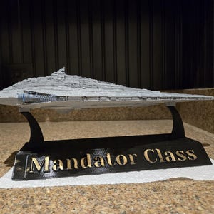 スター・ウォーズ アルマダ マンデター3/アサーター級スーパースター