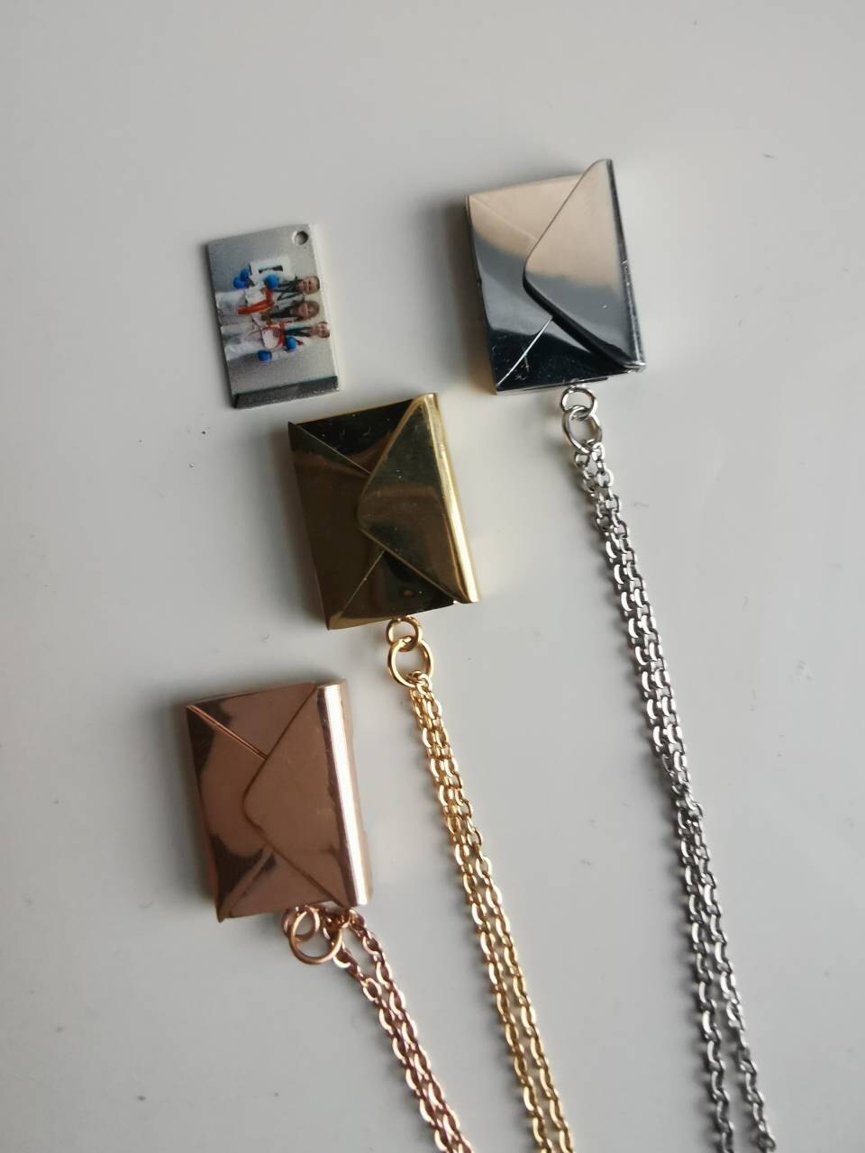 PERIMADE Custom Engraving Photo Locket • Gold Mail Envelope Couple Necklace • Sentimental Relationship Jewelry • Trendy Best Friend Gift