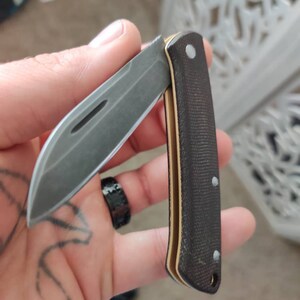 Inactive account added a photo of their purchase