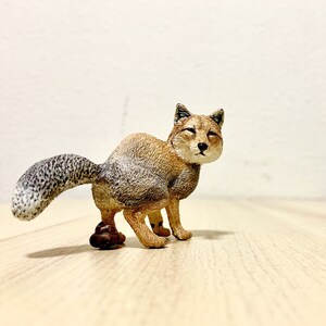 チベットギツネ - 1:10 イヌ科 - Etsy 日本