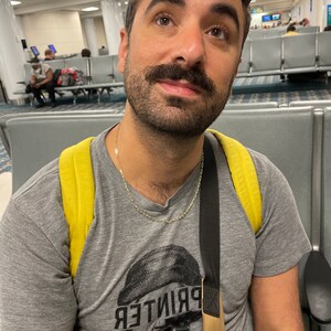 Zachary hat ein Foto des gekauften Artikels hinzugefügt