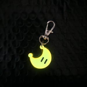 パワームーンキーチェーン：暗闇で光る スーパーマリオ オデッセイ