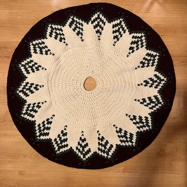 A customer's finished Pine Christmas Tree Skirt Crochet Pattern