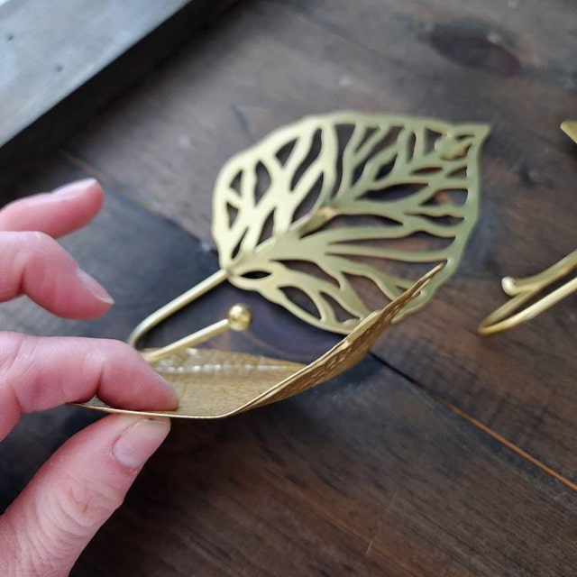 Nordic Gold Leaf Wall Hooks for Hanging Clothes, Jewelry Decorative Wall  Modern Decorations Golden Leaves, Set Coat Hooks Hangers Art Deco -   Ireland