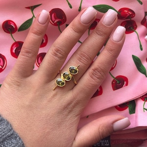 Elen added a photo of their purchase