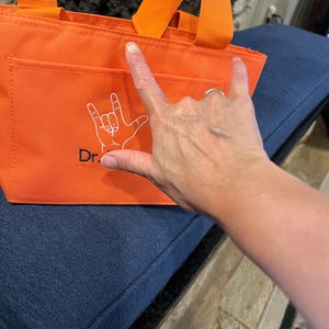 Lisalee added a photo of their purchase
