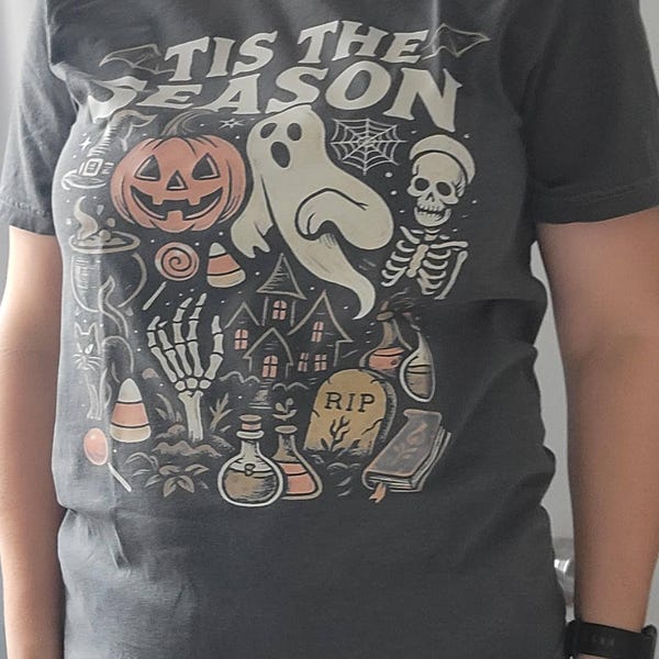 Vintage Halloween Comfort Colors® T Shirt | Retro 'tis the Season ...