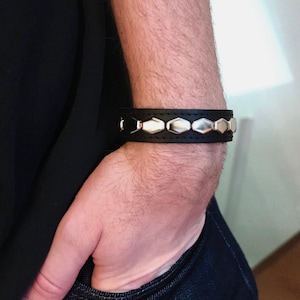E added a photo of their purchase