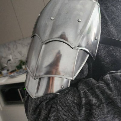Medieval Steel Spaulders / Pauldrons - Chrome Finish 18 Gauge Steel For LARP, Cosplay & Decor